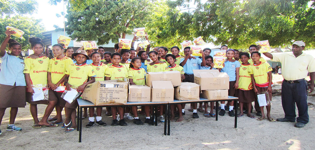 ExxonMobil PNG supports 10 schools with 3000 Trukai Fun Run Shirts