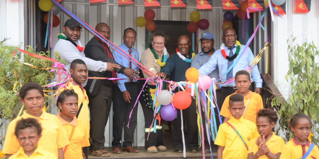 ExxonMobil PNG hands over classrooms & staff houses to Para Primary School